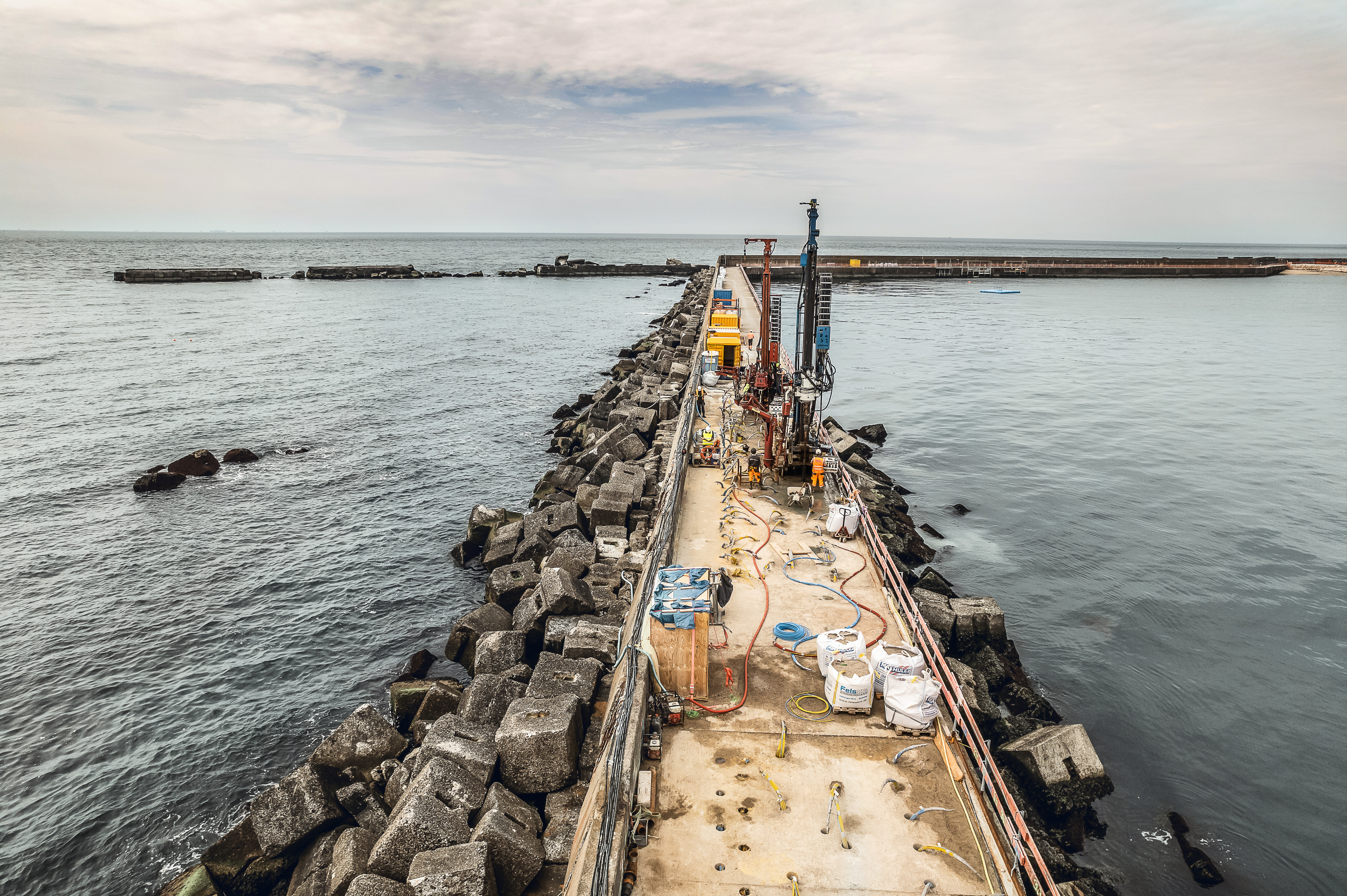 Bauer Spezialtiefbau uses four different injection types during safeguarding work on the island of Helgoland