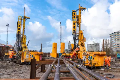 Bauer Spezialtiefbau installs anchor piles for highway section in Amstelveen